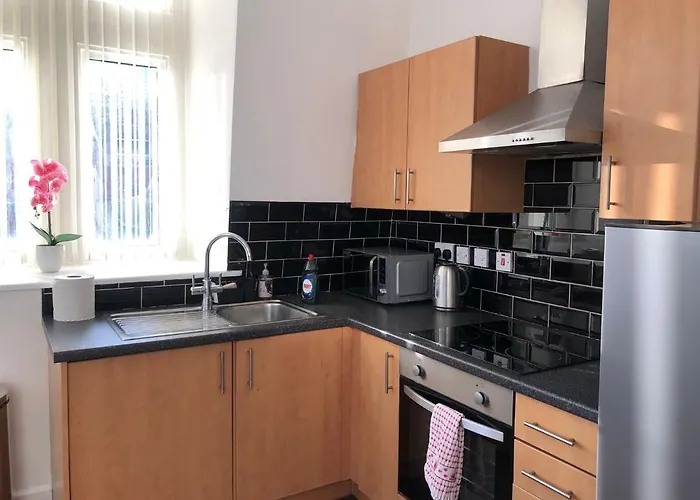 4 Bed City Centre Flat