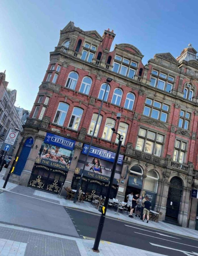 Apartment 4 Bed Centre Flat